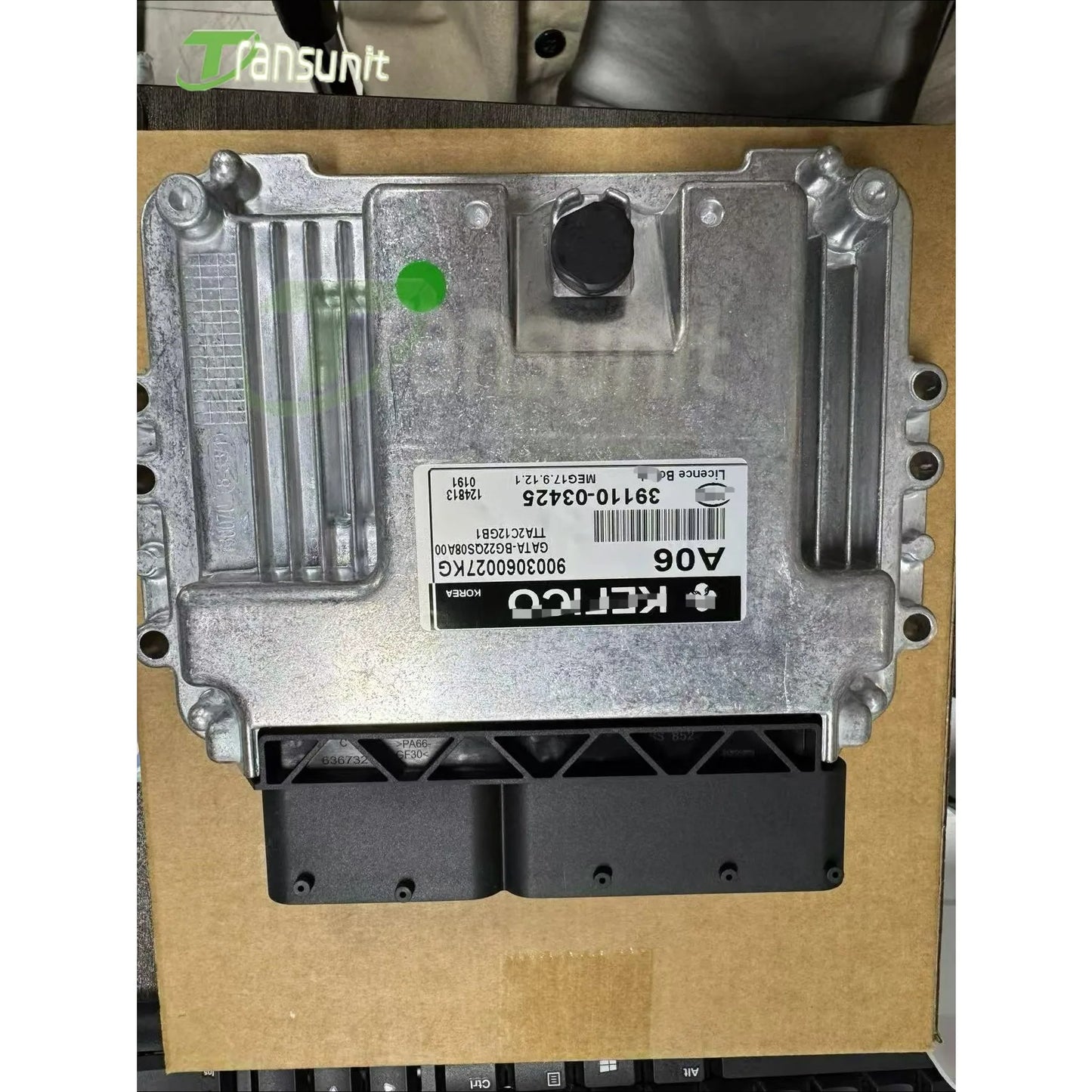 Brand new A06 ECU 39110-03425  Car Engine Computer Board Electronic Control Unit A06 MEG17.9.12.1 Fit for Kia ECM